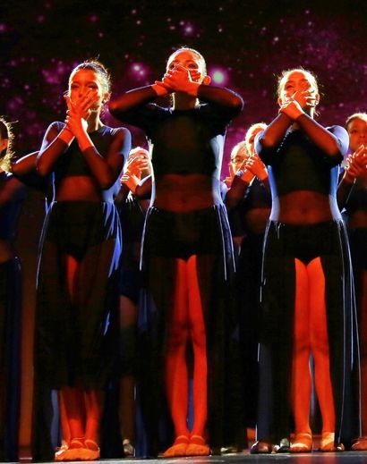 academia de baile umaima shek